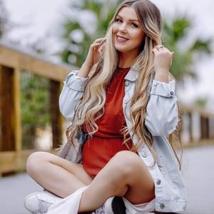 Meet your Posher, Anastasia